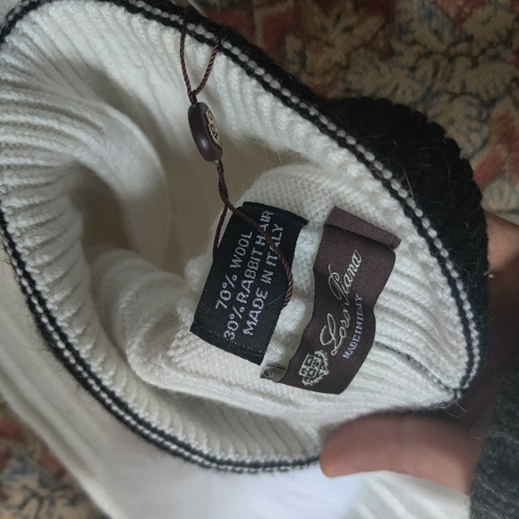 Loro Piana hat + scarf bundle NWT - Picture 2 of 9
